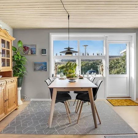 2 Bedroom Cozy In * Skagen