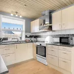 2 Bedroom Cozy In Appartamento
