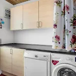 Appartamento 2 Bedroom Cozy In *