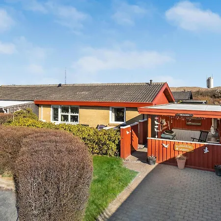 2 Bedroom Cozy In Appartamento Skagen