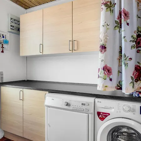 Apartman Gorgeous In With Kitchen *